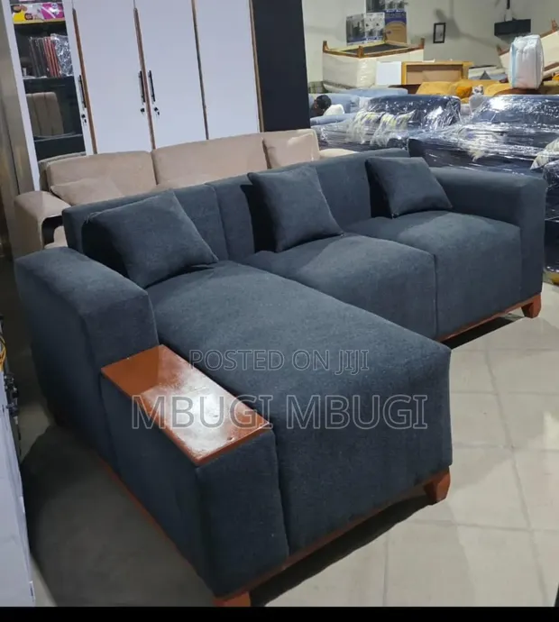 L-Shaped Sofa - Seats 3-4 - 1