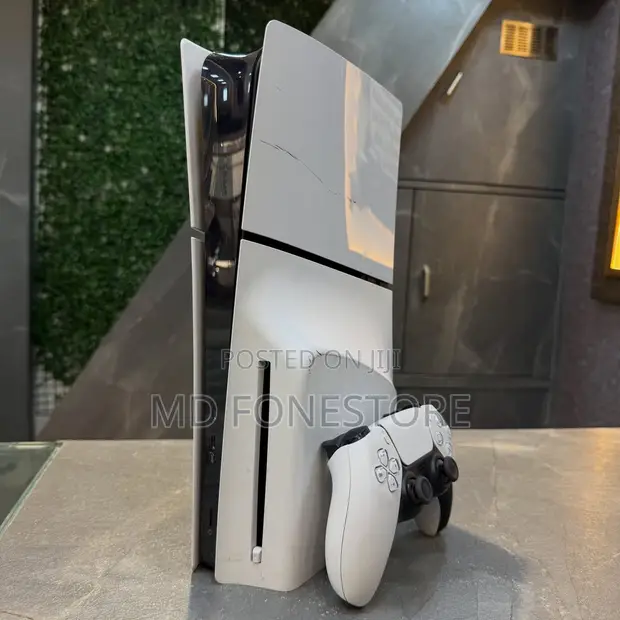 PlayStation 5 Slim Digital Edition - 1