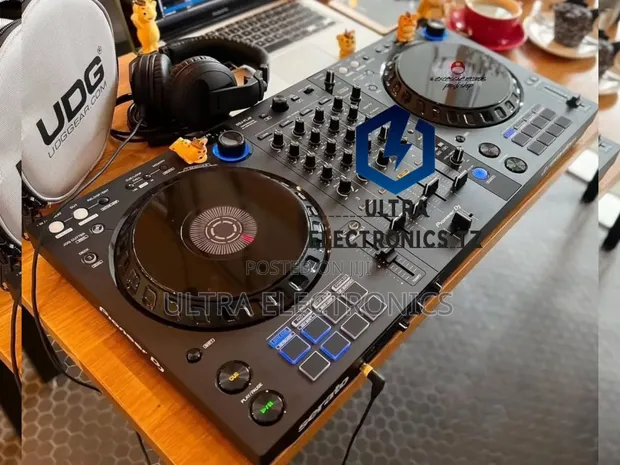 Pioneer DDJ-FLX6 4-Channel DJ Controller - 1
