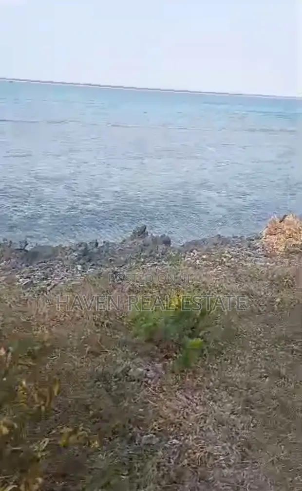 Beach Plot for Sale - Makunduchi, Zanzibar - 1