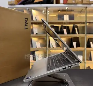 New Dell Pro Plus 14 Laptop 16GB RAM, 512GB SSD