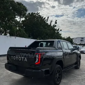 Toyota Hilux 2025 Double Cab - Brand New