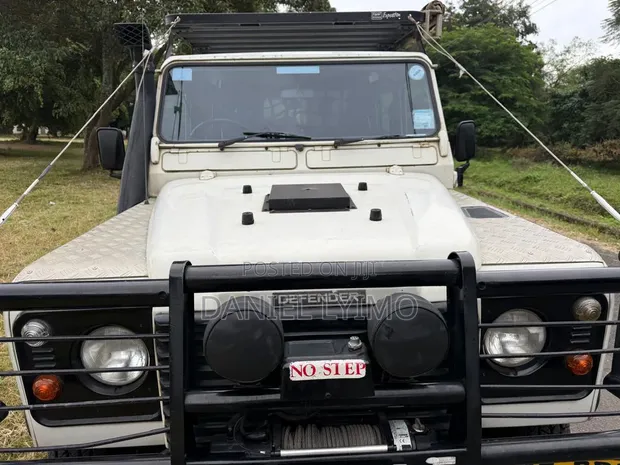 Land Rover Defender TD5 2000 - 1