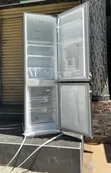 Midea 268L No Frost Bottom Freezer Refrigerator with Water Dispenser - 2
