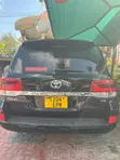 Toyota Land Cruiser V8 2019 Black - 2