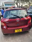 Toyota Vitz 1.0 FWD 5dr Hatchback 2005 Maroon - 2
