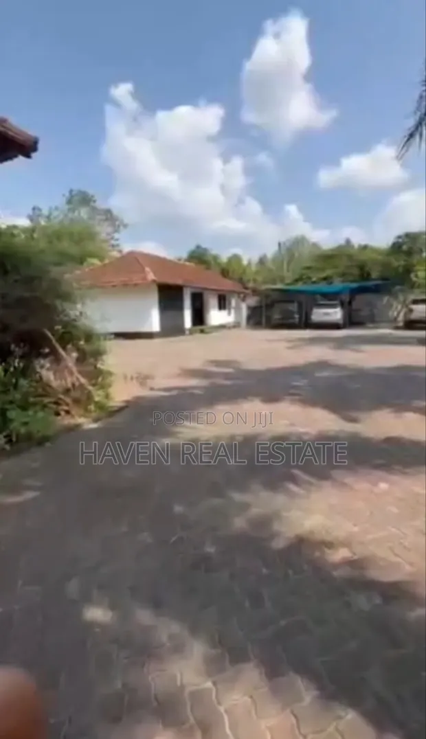Plot for Sale - Oyster Bay, 1000 sqm - 1
