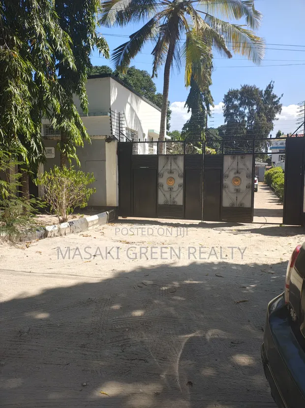 3 Bedroom House for Sale, Nyalali Rd, Msasani - 1
