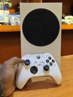 Xbox Series S - Imetumika, Nje ya Nchi