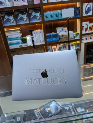 Apple MacBook Air 2020 Intel Core i7 16GB RAM 512GB SSD