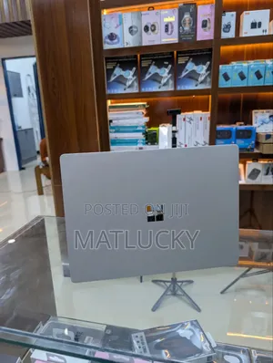 Microsoft Surface Laptop 2 - 16GB RAM, 512GB SSD