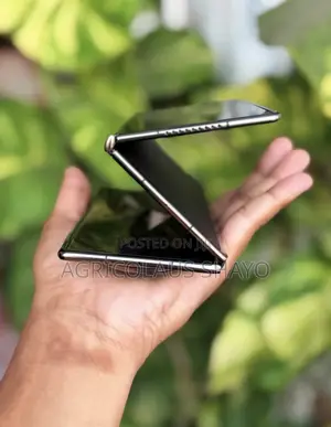 New Huawei Mate XT Ultimate Design 512GB Black