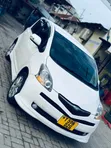 Toyota Ractis 2008 White - 4