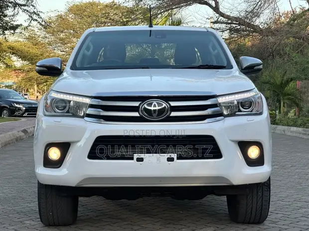 Toyota Hilux Revo Double Cab 2.4 Diesel AWD 2017 - 1