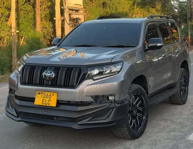 Toyota Land Cruiser Prado 2.7 TX 2023 - 1