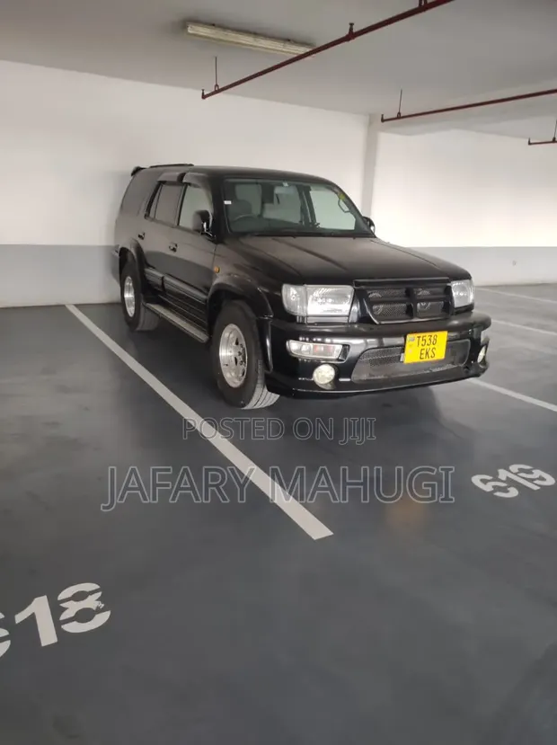 Toyota Land Cruiser 2006 Black - 1