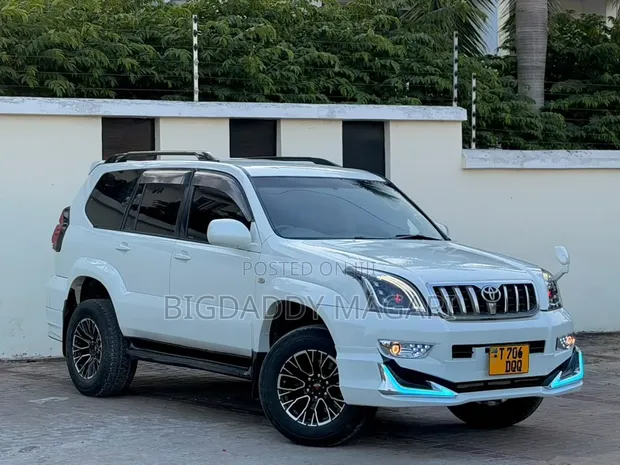 Toyota Land Cruiser Prado 2007 White - 1