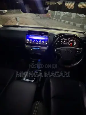 Toyota Land Cruiser Prado TX 2019 White