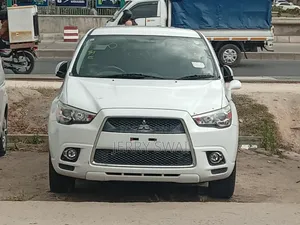 Mitsubishi RVR 2.0 2011 - White