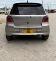Toyota Vitz 1.5 FWD 5dr 2004 Beige - 5