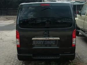 Toyota TownAce Van 2005