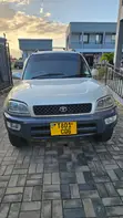Toyota RAV4 Base FWD 1999 Silver - 1