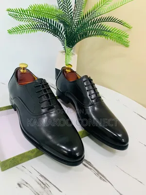 Clarks "Nextdoor" Black Leather Shoes