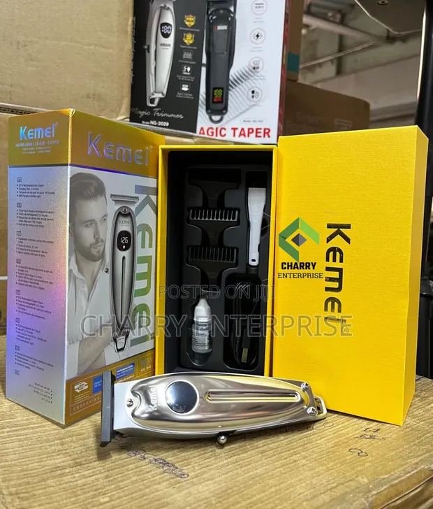 Kemei Professional Adjustable Blade Hair Clipper Rechargeable - 1