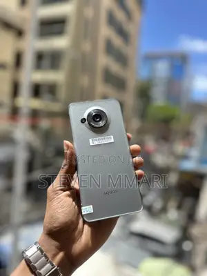 New Sharp Aquos R7 256GB Silver