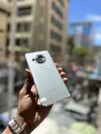 New Sharp Aquos R7 256GB Silver - 4