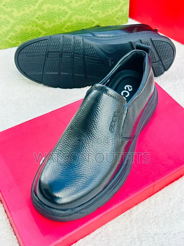 Viatu vya Ngozi vya Ecco vya Wanaume Nyeusi Moccasins - 1