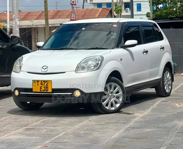 Mazda Verisa 2007 - 1