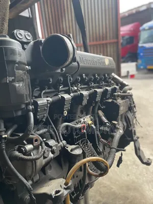 Used Mercedes-Benz Truck Engine