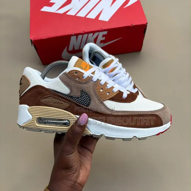 Nike Air Max 90 Leather Sneakers - 1