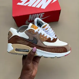 Nike Air Max 90 Leather Sneakers