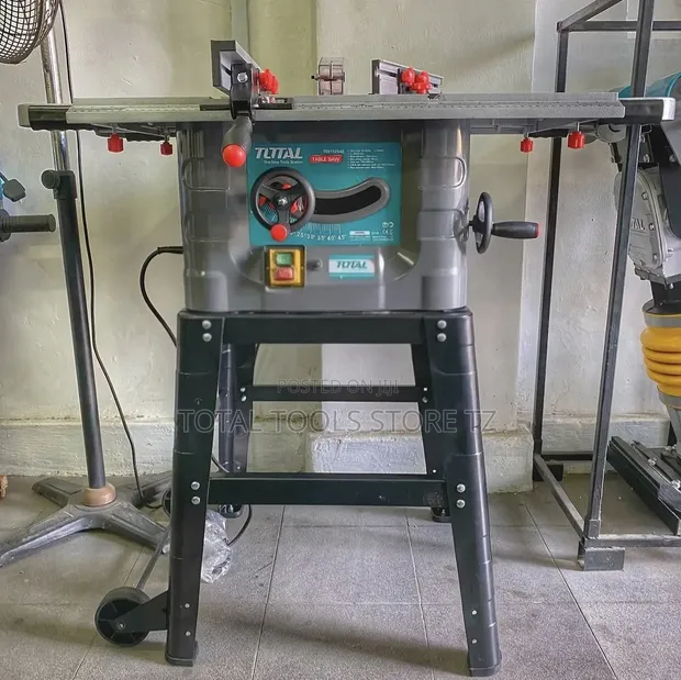 Total Table Saw 1500W 10" - 1