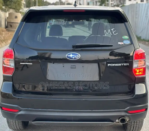 Subaru Forester 2015 Black - 1