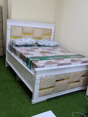 Kitanda cha Bedside 5kw6