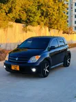 Toyota IST 2003 Nyeusi - 3
