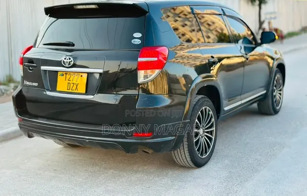 Toyota Vanguard 2006 Black - 1