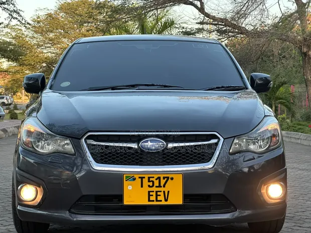 Subaru Impreza 2012 Gray - 1