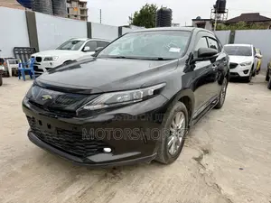 Toyota Harrier 2.0 SUV 2016 Brown
