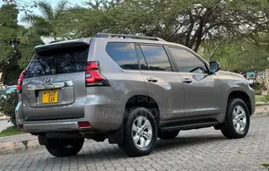 Toyota Land Cruiser Prado 2.7 TX 2020 Gray
