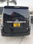 Toyota Noah 2.0 143hp FWD (7 Seater) 2010 Nyeusi - 3