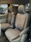 Toyota Noah 2.0 143hp FWD (7 Seater) 2010 Nyeusi - 5