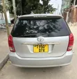 Toyota Wish 2005 Nyeupe - 2
