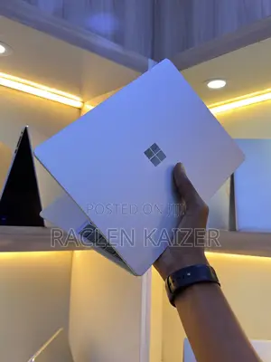 Microsoft Surface Laptop Go 8GB RAM, 256GB SSD