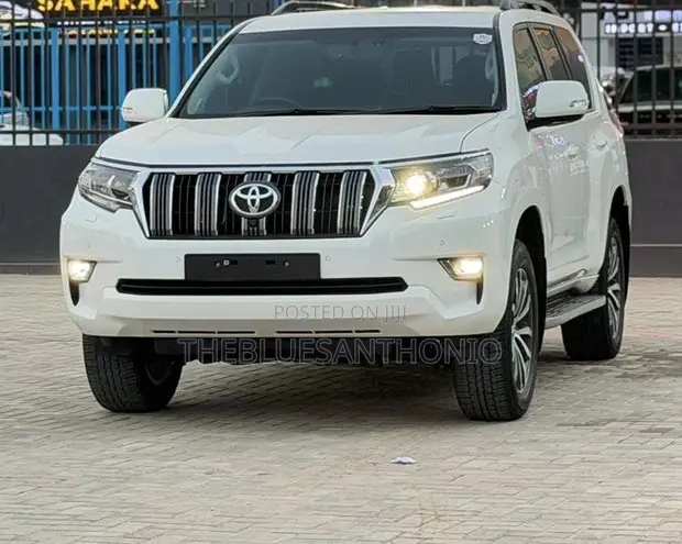 Toyota Land Cruiser Prado 2022 VXL - 1