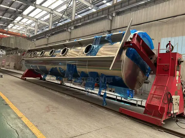 SHENGRUN 45KL 6 Compartment Aluminum Tanker Trailer - 1