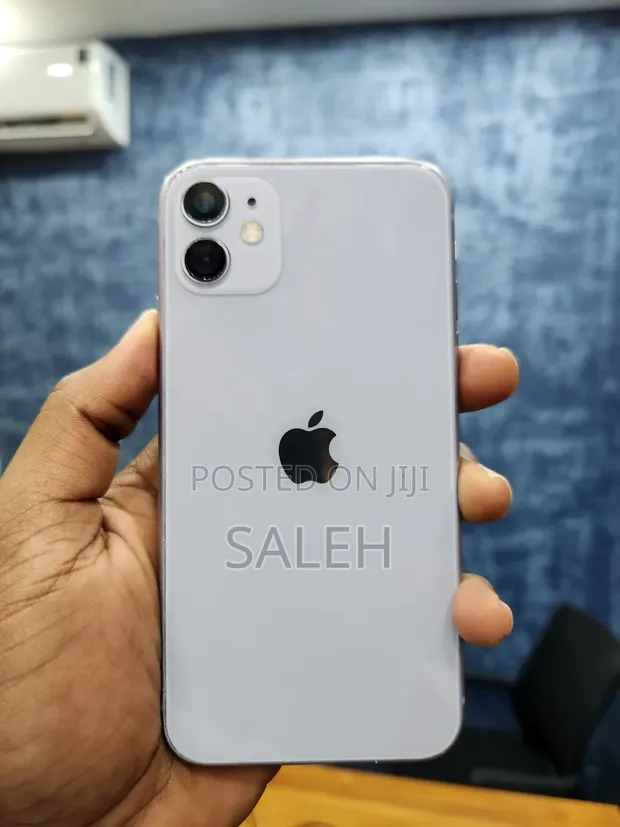 Apple iPhone 11 64GB - 1